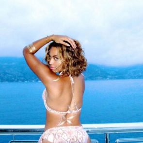 Beyonce Nude and Hot Pics & Leaked Porn Video [2021] 71