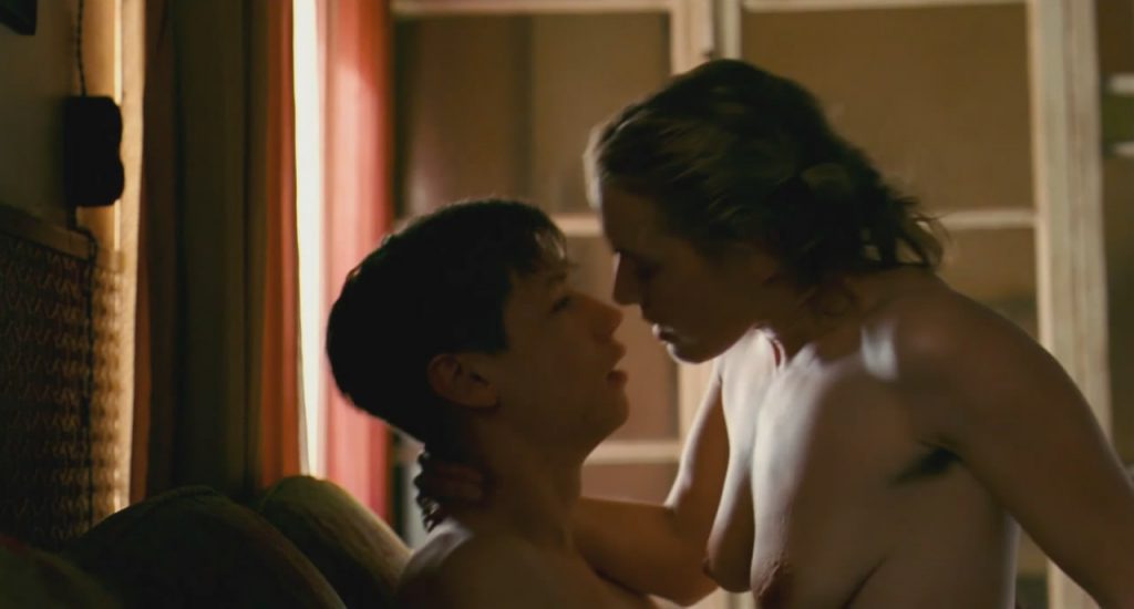 Kate Winslet Nude and Explicit Sex Scenes Collection 9