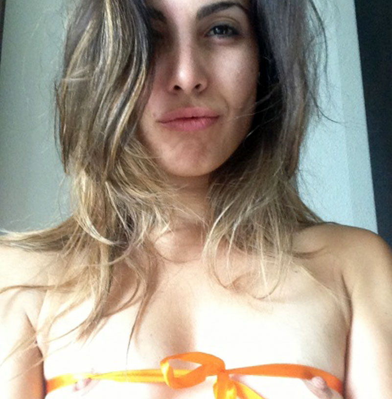 Carly Pope Nude Leaked Selfies, Porn, and Hot Pics.