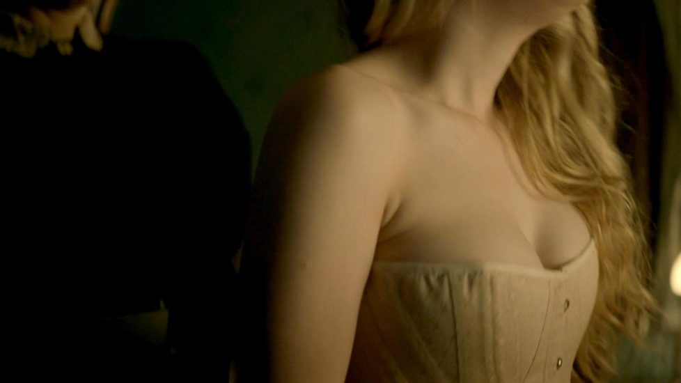 Dakota Fanning Nude Scandal Photos and Shocking PORN video 354