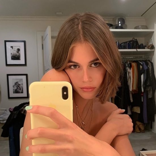 Kaia Gerber Nude LEAKED Pics, Topless on the Runway & Porn 549