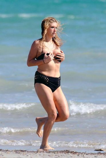 Kesha Nude Leaked Pics and Sex Tape are ONLINE 70