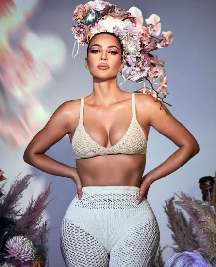 2021 Kim Kardashian Nude in Sex Tape – Famous PORN ! 85