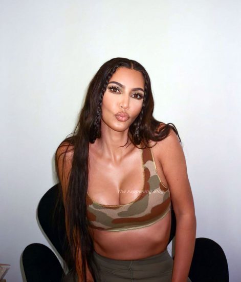 2021 Kim Kardashian Nude in Sex Tape – Famous PORN ! 76