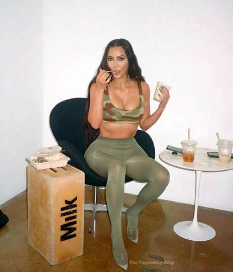 2021 Kim Kardashian Nude in Sex Tape – Famous PORN ! 257