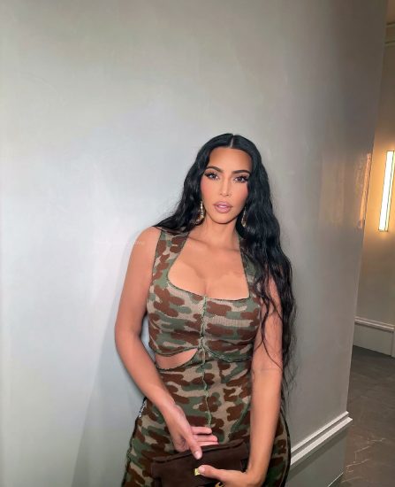 2021 Kim Kardashian Nude in Sex Tape – Famous PORN ! 67
