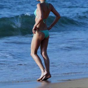 Paris Hilton Nude Pics and Famous Leaked Sex Tape 99