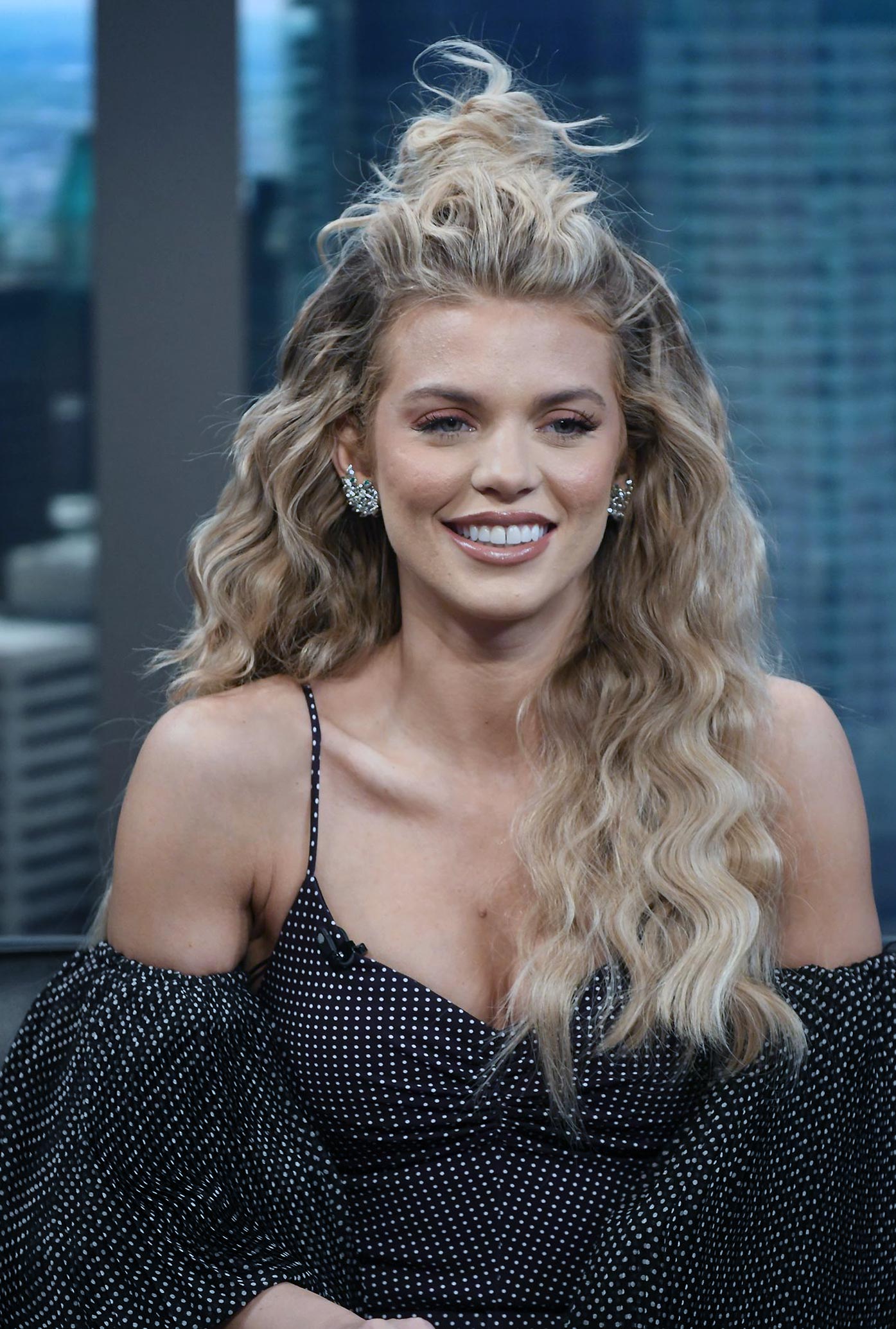 AnnaLynne McCord Tits Almost Fell Out of Her Big Cleavage.