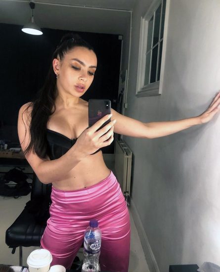 Charli XCX Nude Pics, Porn and Hot Photos 15