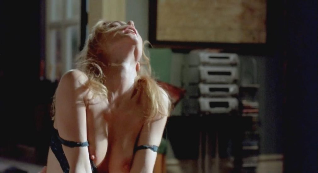 Heather Graham nude sex scene in Killing Me Softly