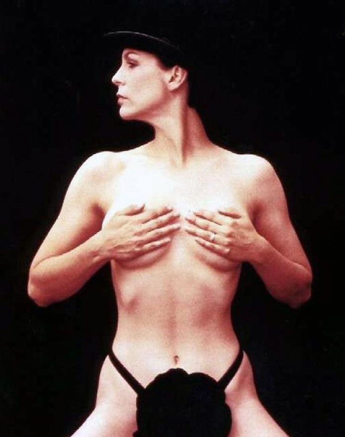 Jamie Lee Curtis Topless and Hot Photos Collection.