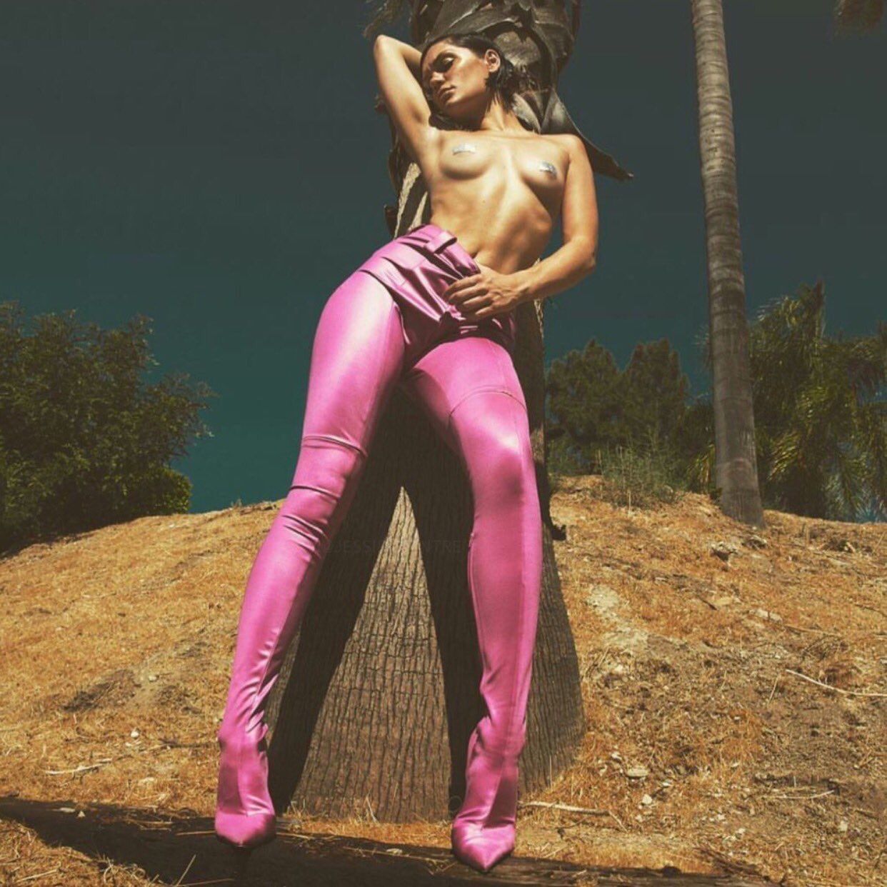 Jessie J Nude in Shocking Explicit PORN video 7. 