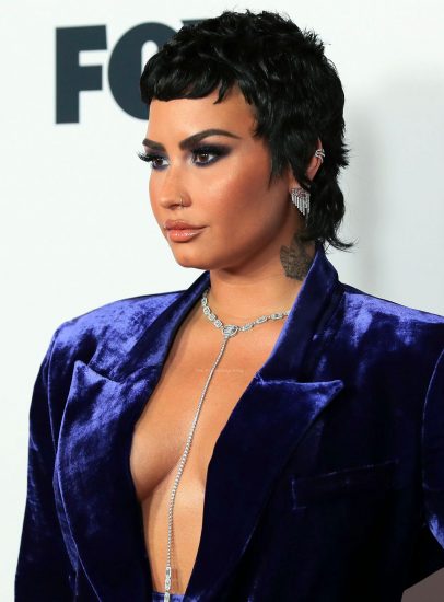 Demi Lovato tits