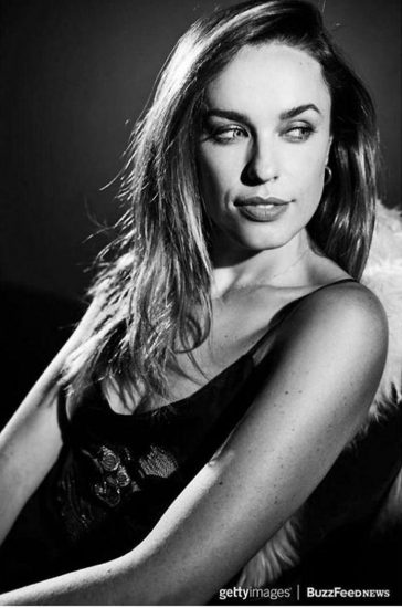 Jessica Mcnamee Nude In Sex Scenes And Topless Pics Scandal Planet 