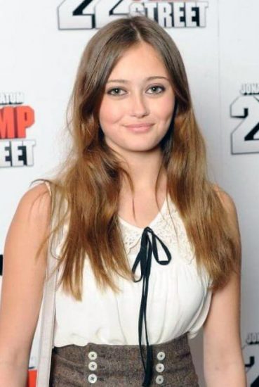 Ella Purnell Nude and Sex Scenes and Hot Photos 58