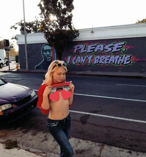 Dakota Skye nude tits in front of the George Floyd mural