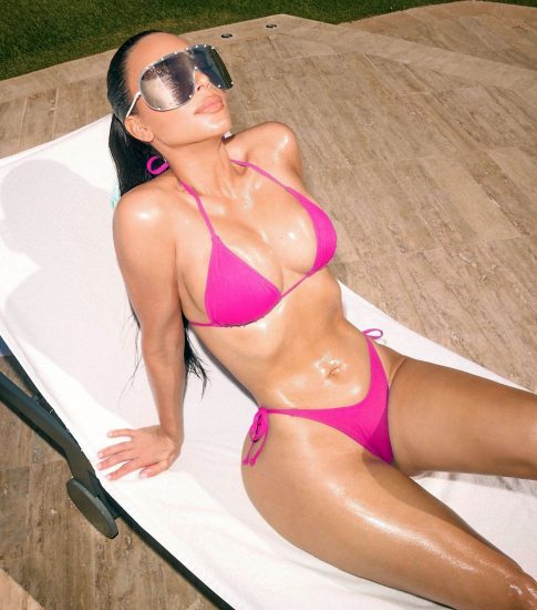 Kim kardashian nude thong magazine photoshoot set leaked