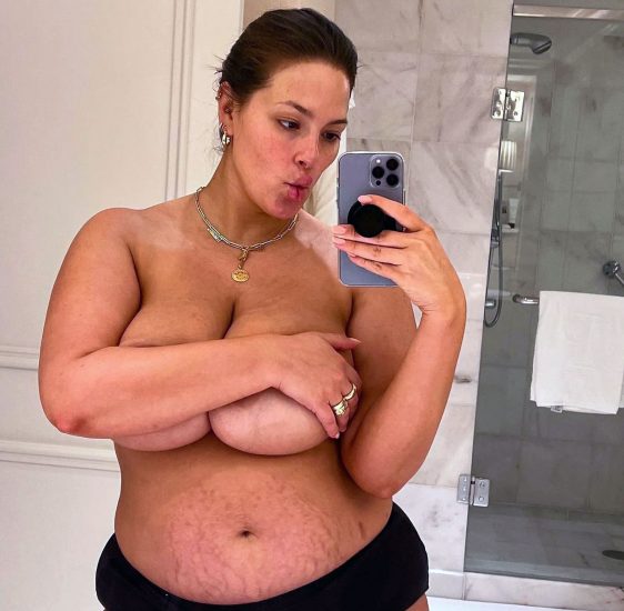 562px x 550px - Ashley Graham Nude Pics and Porn - NEW LEAK 2023 - Scandal Planet