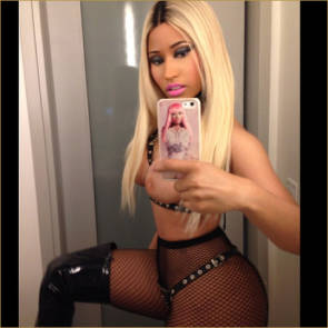 nicki minaj mirror left side nipple