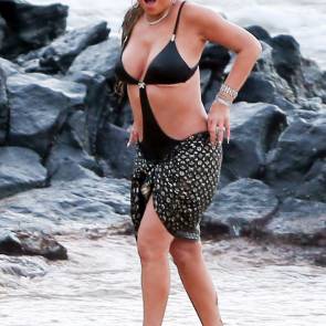 mariah carey at the beach in Maui, Hawaii