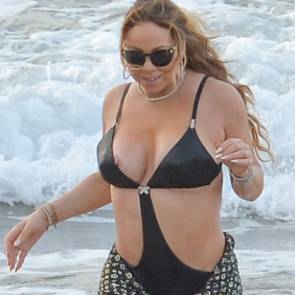 mariah carey naked boob slip