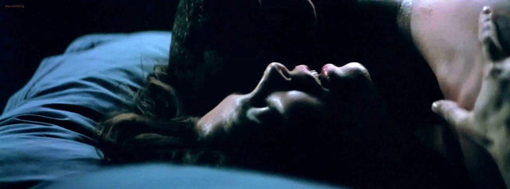 Jeanne Tripplehorn moaning in sex scene