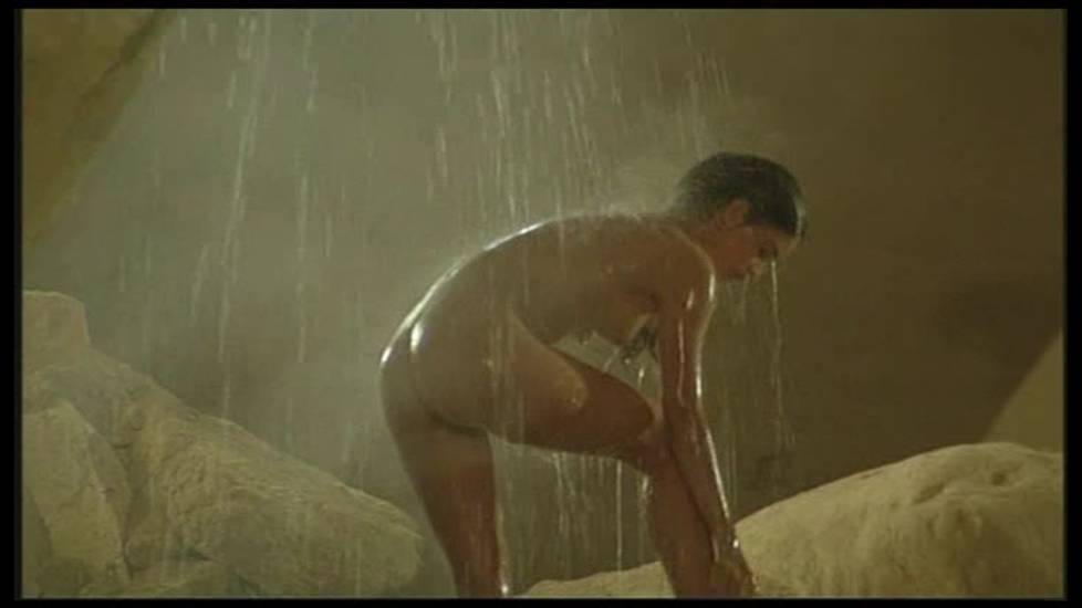 Phoebe Cates Waterfall Shower Nude Sexy Babes Wallpaper