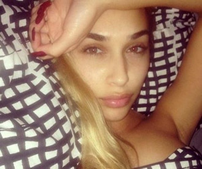 Chantel Jeffries sefies