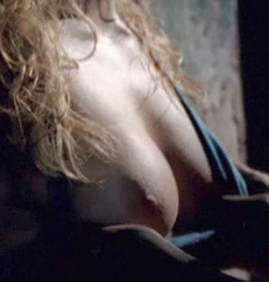Alice Braga Nude Sex Scene In Lower