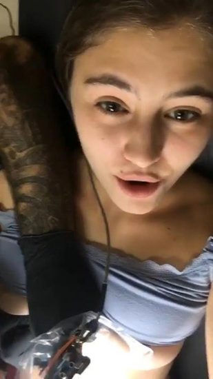 Lia Marie Johnson leaked nip-slip