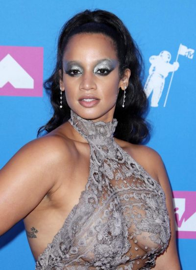 Dascha Polanco nude brasts