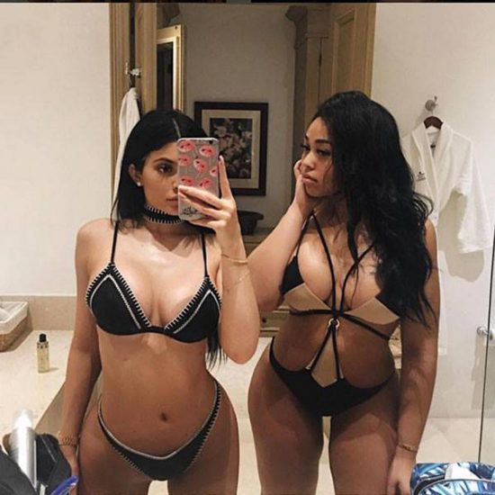 Jordyn Woods mirror selfie