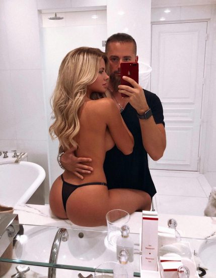 Nata Lee topless selfie with boyfriend