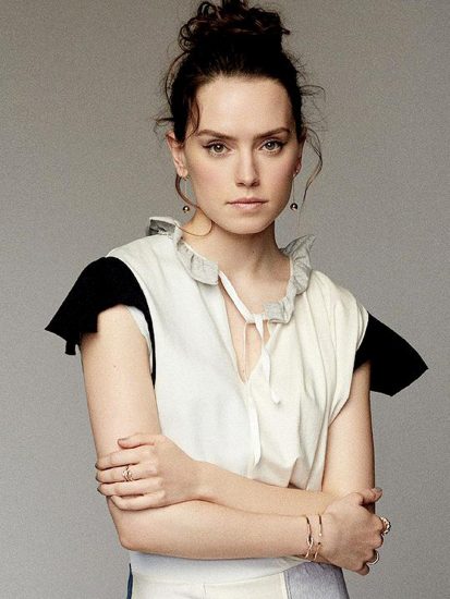 Daisy Ridley hot