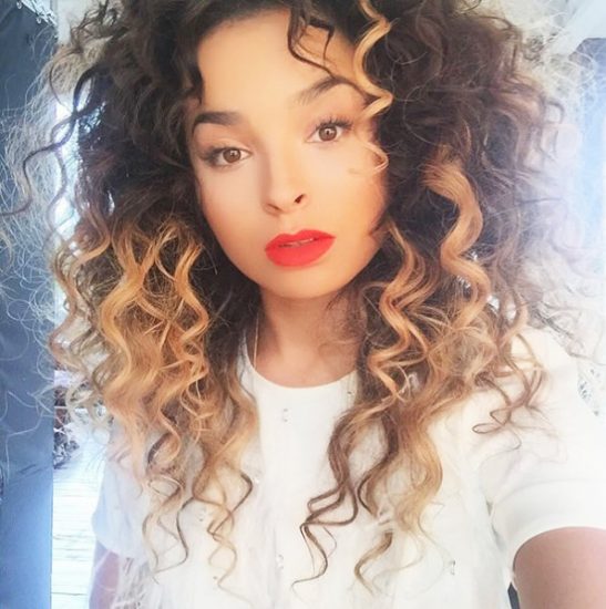 Ella Eyre hot selfie