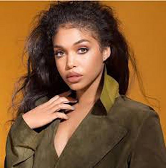 Lori Harvey hot pic