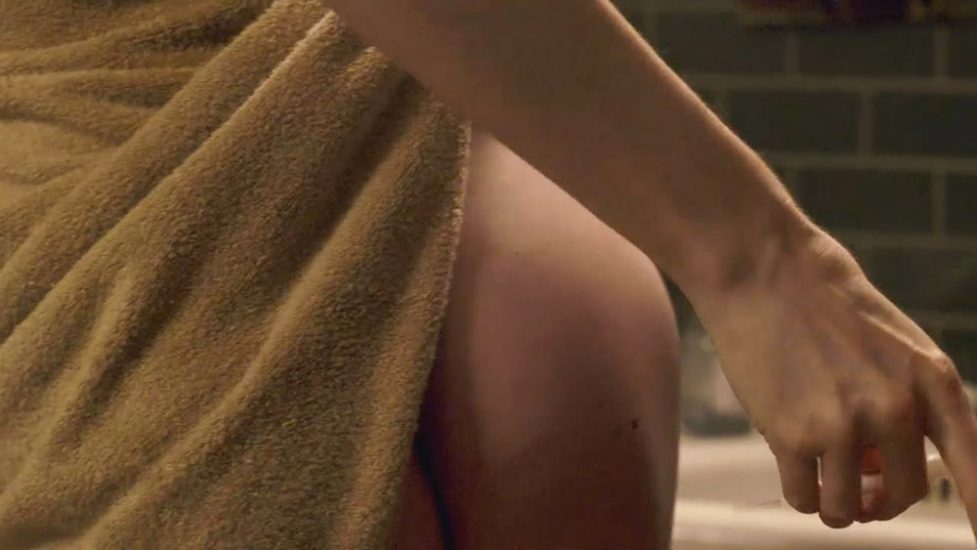 Jamie Clayton nude ass