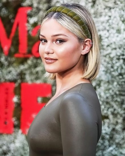 Olivia Holt nipples