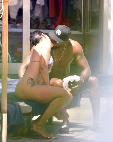 Nicole Murphy kissing her bf