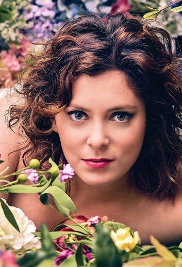 Rachel Bloom sexy